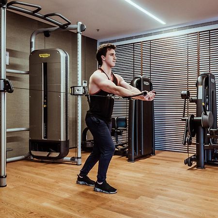Sls Buenos Aires Puerto Madero Hotel Exterior photo Bodyweight tricep extension