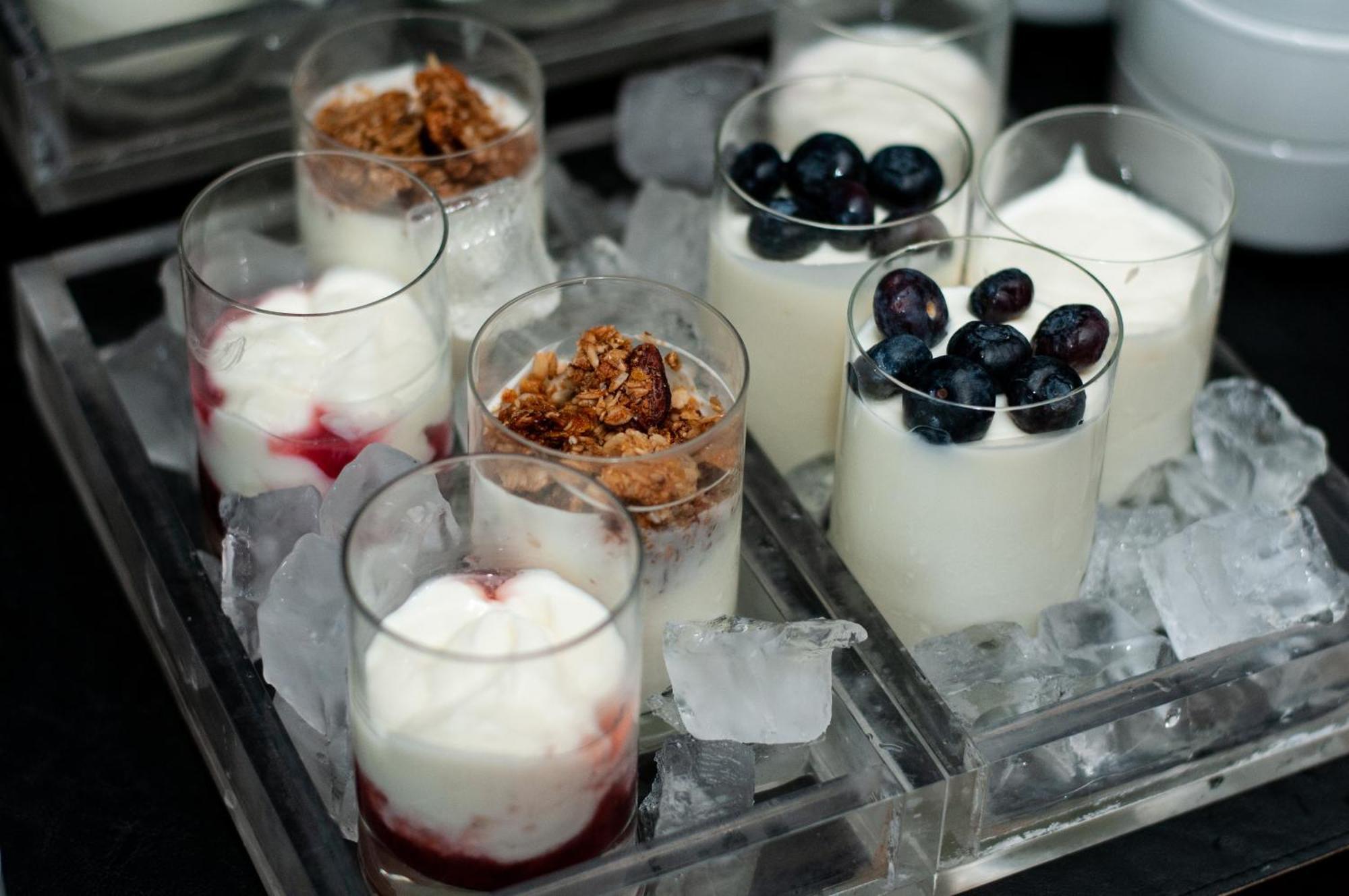 Sls Buenos Aires Puerto Madero Hotel Exterior photo Yogurt with fruit