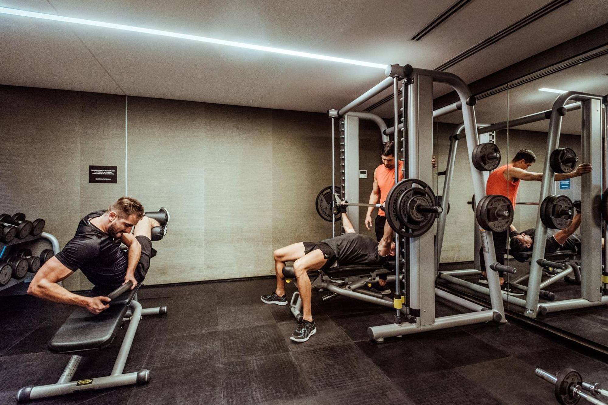 Sls Buenos Aires Puerto Madero Hotel Exterior photo The gym at the hotel