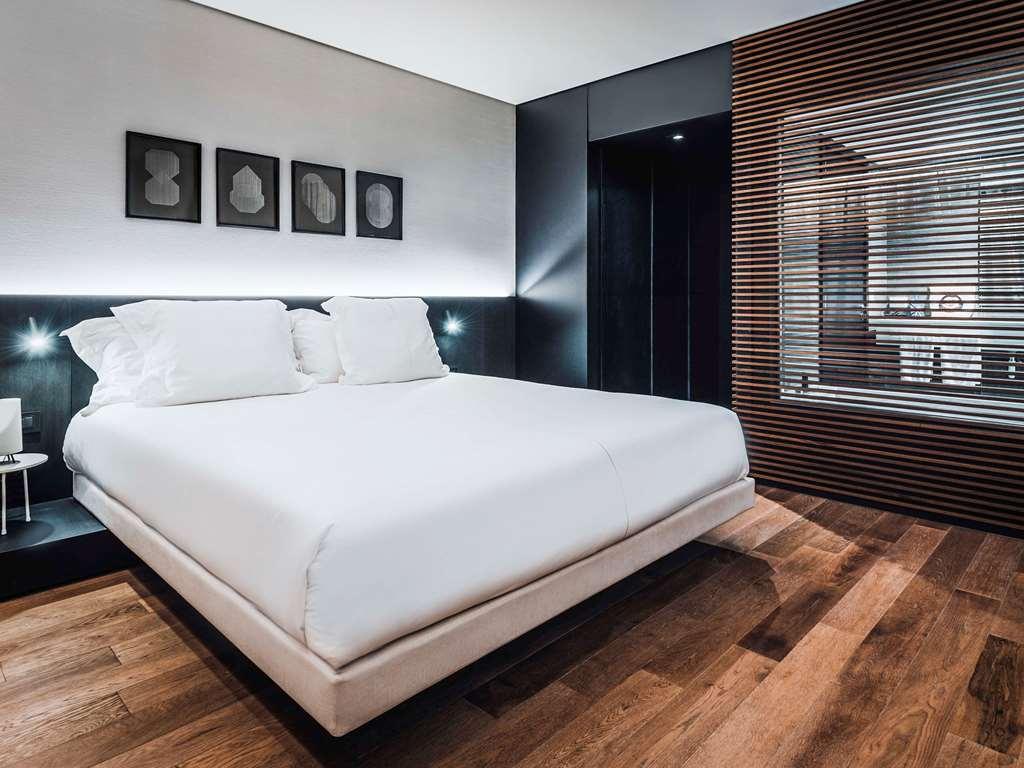 Sls Buenos Aires Puerto Madero Hotel Room photo A bedroom at the hotel